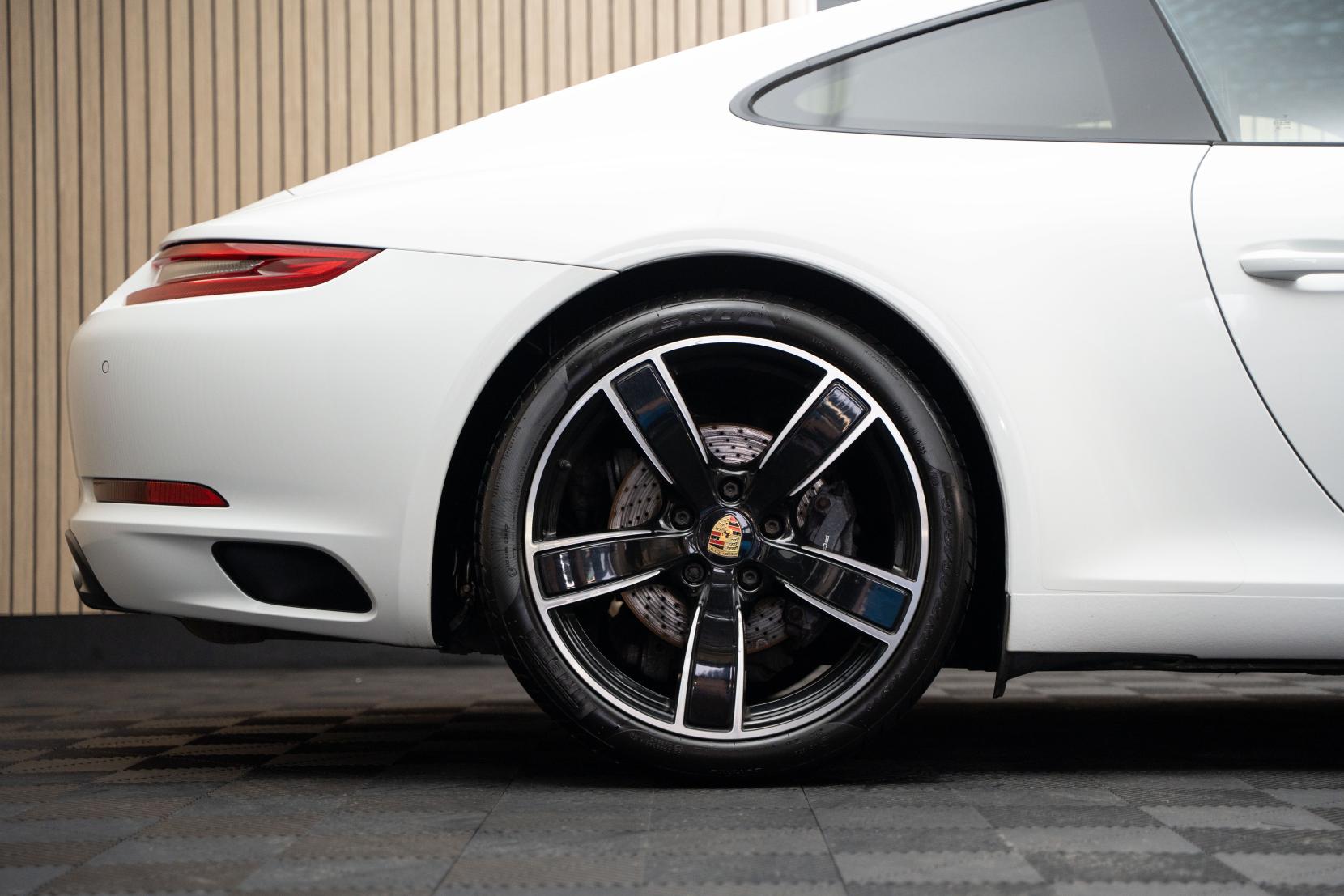 Porsche 911 3.0T 991 Carrera Coupe 2dr Petrol PDK Euro 6 (s/s) (370 ps)