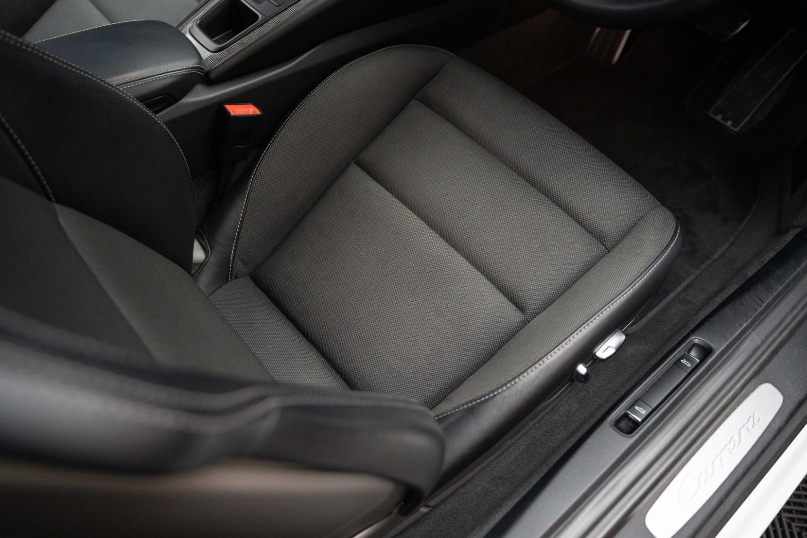 Porsche 911 3.0T 991 Carrera Coupe 2dr Petrol PDK Euro 6 (s/s) (370 ps)