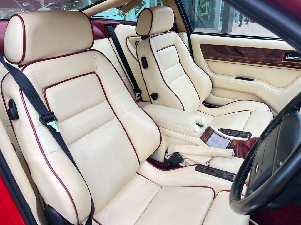 Aston Martin Vantage 5.2 2d  550 BHP Provided with warranty