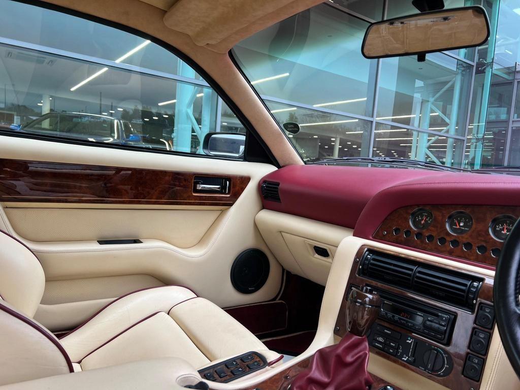 Aston Martin Vantage 5.2 2d  550 BHP Provided with warranty