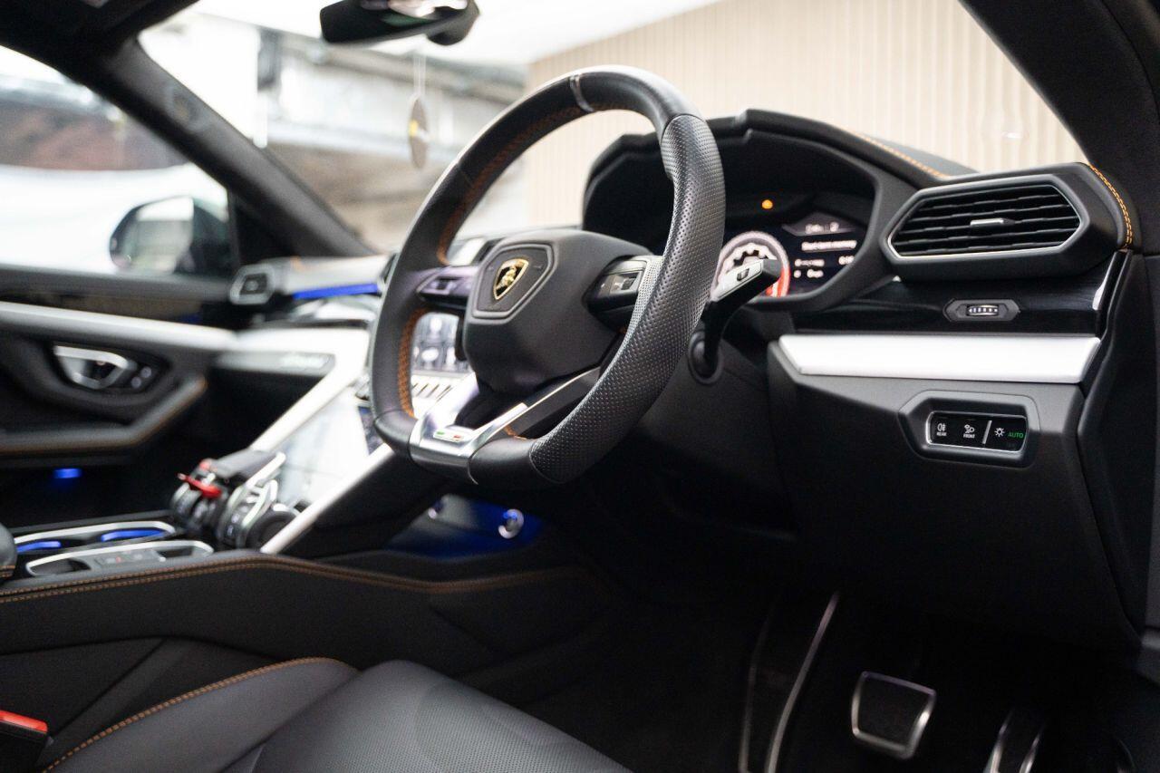 Lamborghini Urus 4.0 V8 BiTurbo SUV 5dr Petrol Auto 4WD Euro 6 (650 ps) LOW RATE FINANCE