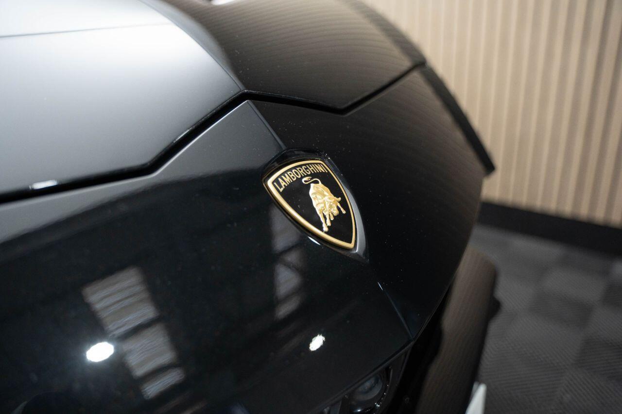 Lamborghini Urus 4.0 V8 BiTurbo SUV 5dr Petrol Auto 4WD Euro 6 (650 ps) LOW RATE FINANCE