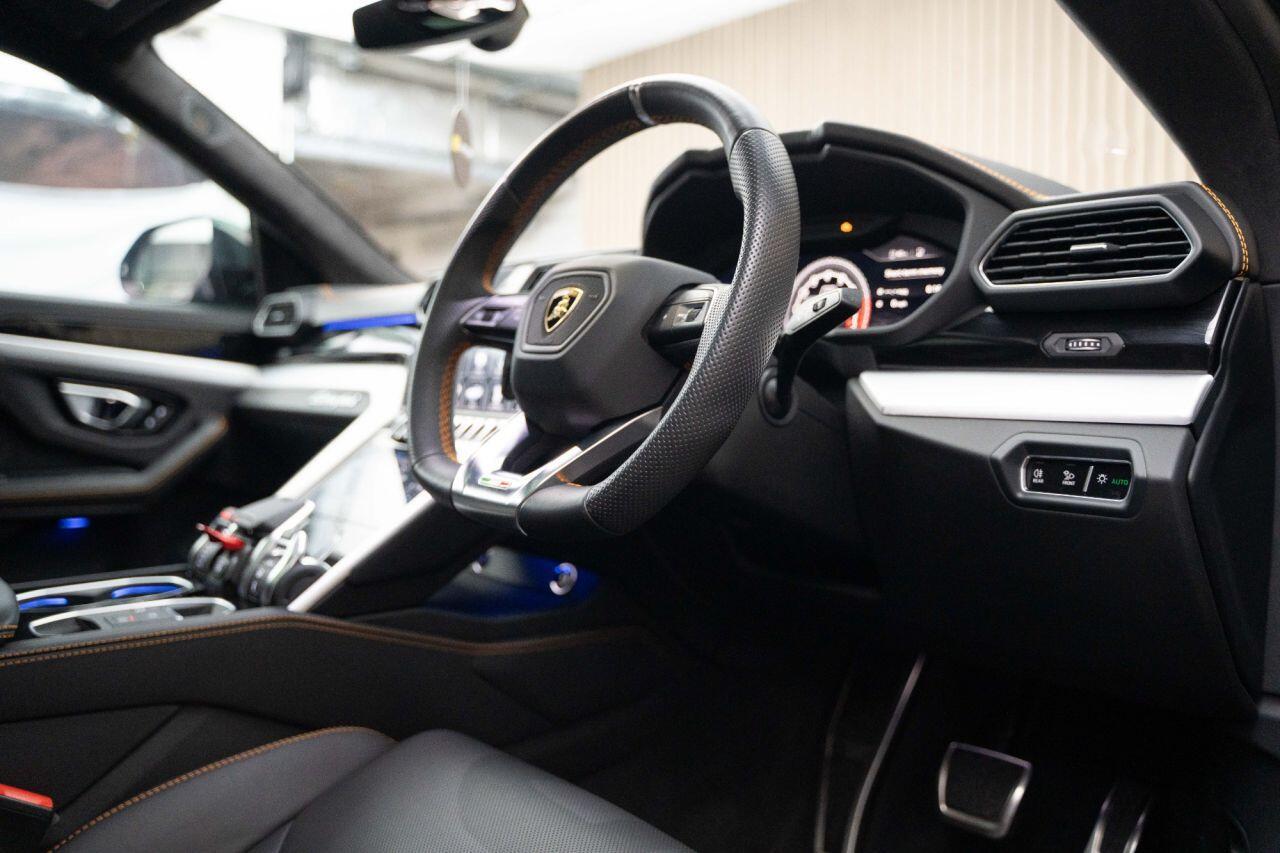 Lamborghini Urus 4.0 V8 BiTurbo SUV 5dr Petrol Auto 4WD Euro 6 (650 ps) LOW RATE FINANCE
