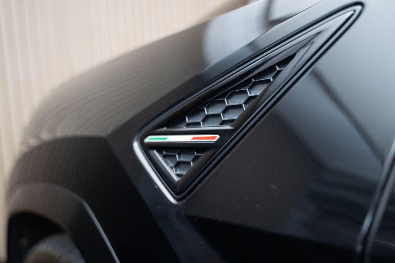 Lamborghini Urus 4.0 V8 BiTurbo SUV 5dr Petrol Auto 4WD Euro 6 (650 ps) LOW RATE FINANCE