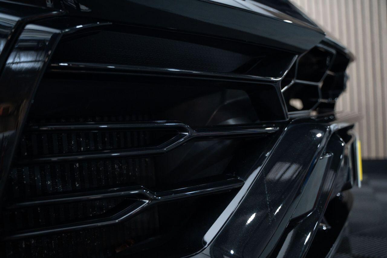 Lamborghini Urus 4.0 V8 BiTurbo SUV 5dr Petrol Auto 4WD Euro 6 (650 ps) LOW RATE FINANCE