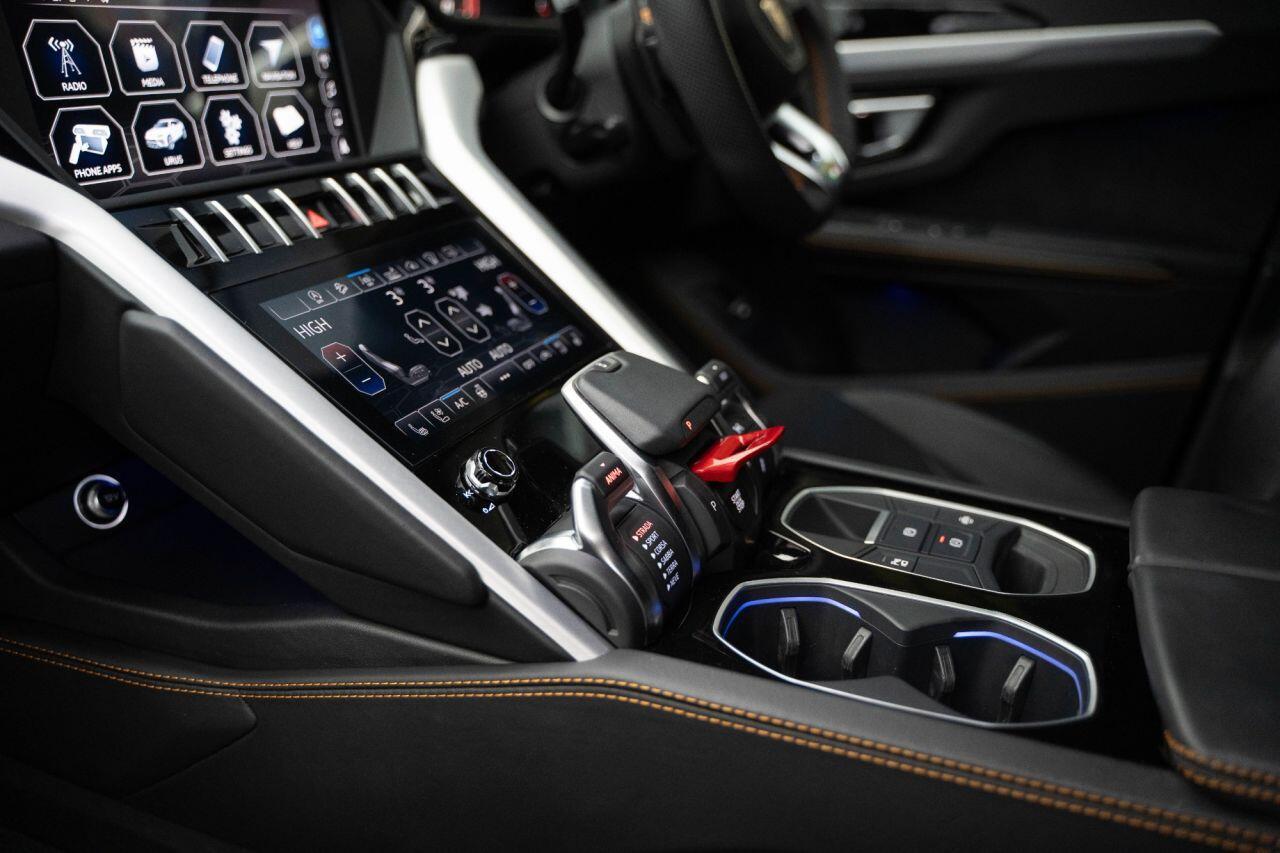 Lamborghini Urus 4.0 V8 BiTurbo SUV 5dr Petrol Auto 4WD Euro 6 (650 ps) LOW RATE FINANCE