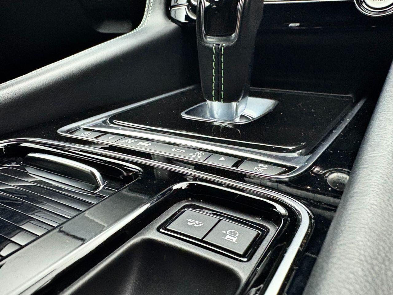 Lister F-PACE 5.0 V8 Lister Stealth 666BHP. Complete Conversion.  LOW RATE FINANCE+12 MONTH WARRANTY