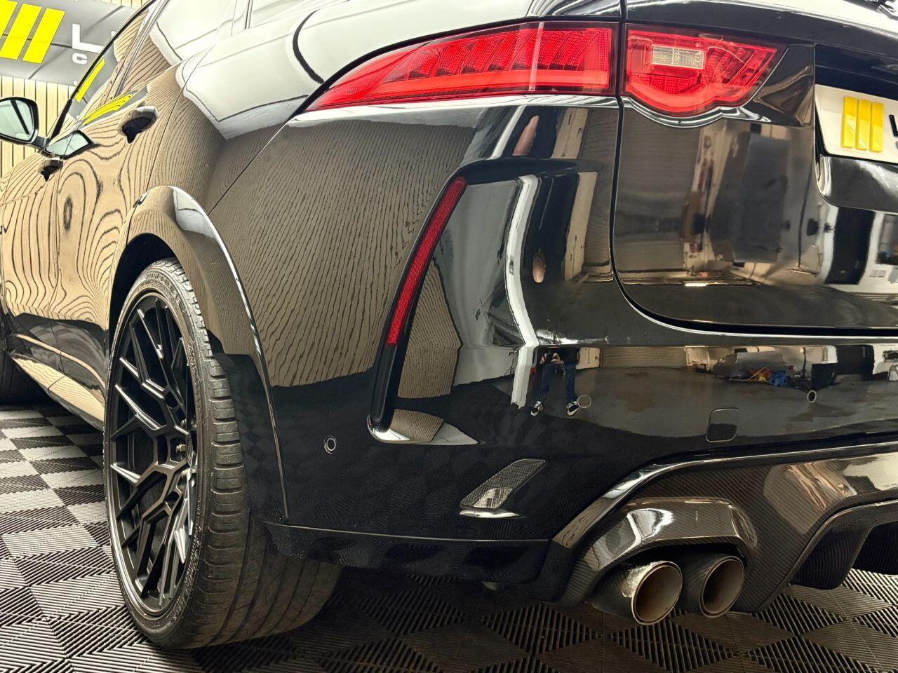 Lister F-PACE 5.0 V8 Lister Stealth 666BHP. Complete Conversion.  LOW RATE FINANCE+12 MONTH WARRANTY