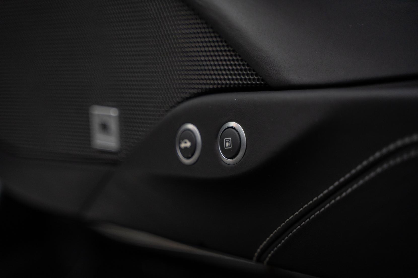 Ferrari 488 3.9T V8 GTB Coupe 2dr Petrol F1 DCT Euro 6 (s/s) (670 ps)