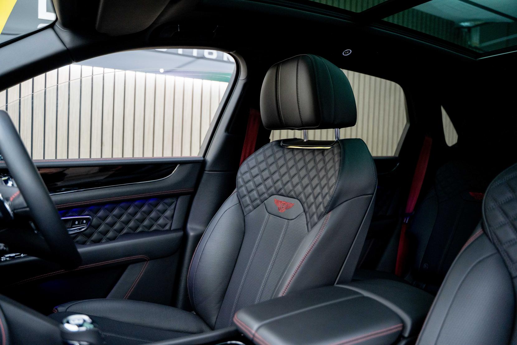 Bentley Bentayga 4.0 V8 SUV 5dr Petrol Auto 4WD Euro 6 (s/s) (550 ps)