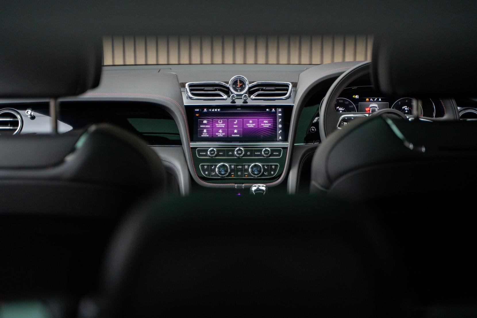 Bentley Bentayga 4.0 V8 SUV 5dr Petrol Auto 4WD Euro 6 (s/s) (550 ps)