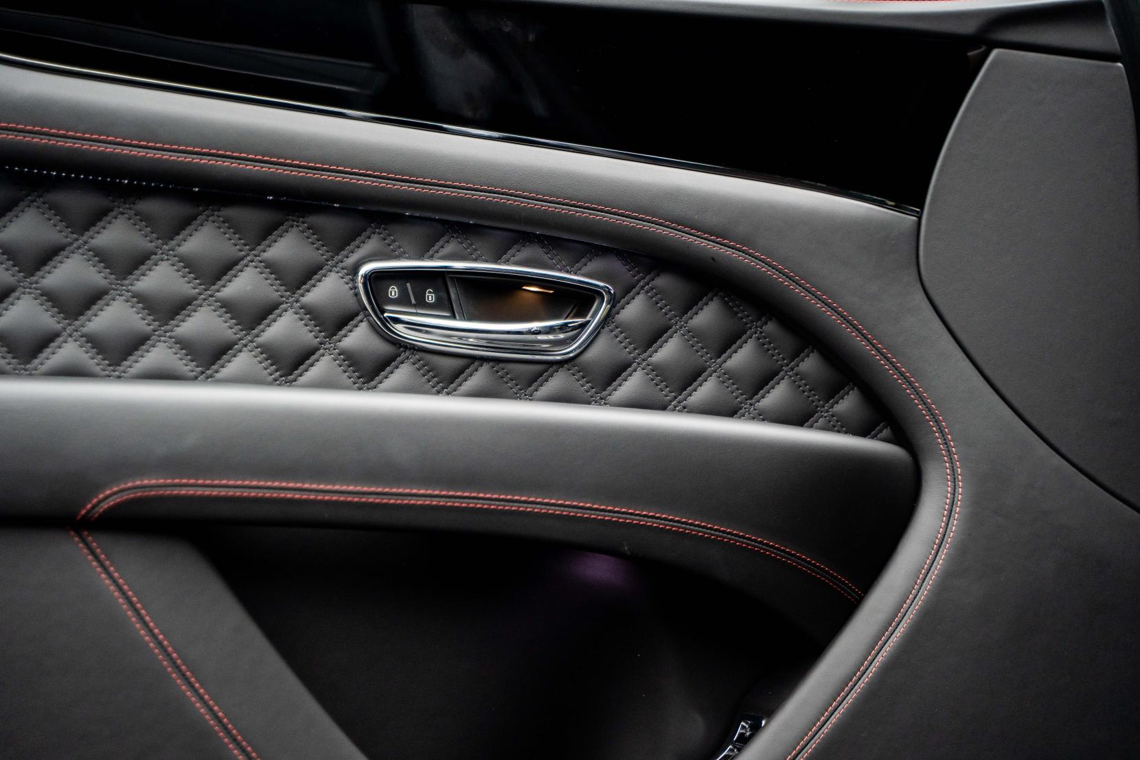 Bentley Bentayga 4.0 V8 SUV 5dr Petrol Auto 4WD Euro 6 (s/s) (550 ps)