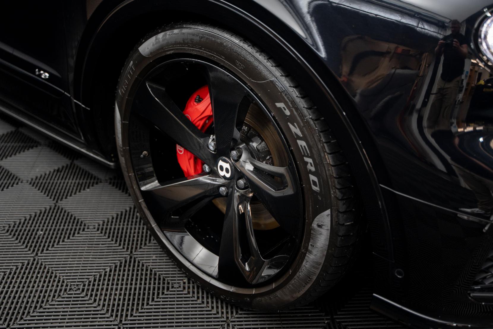 Bentley Bentayga 4.0 V8 SUV 5dr Petrol Auto 4WD Euro 6 (s/s) (550 ps)