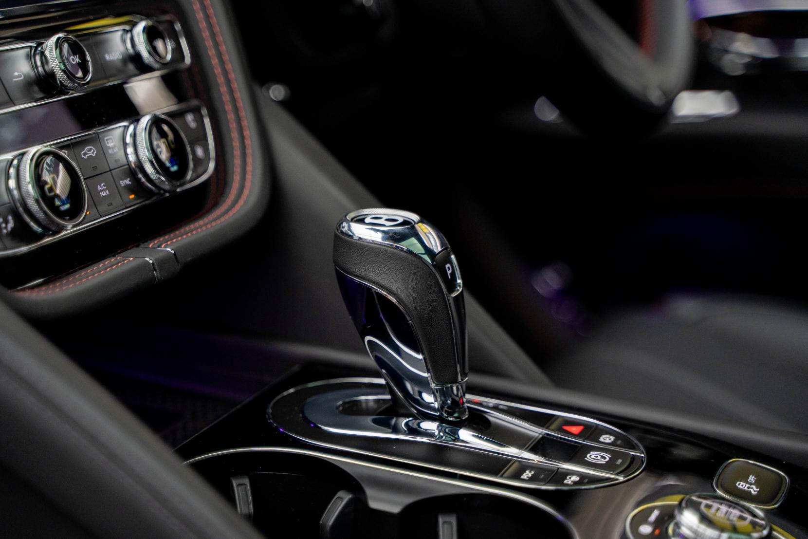 Bentley Bentayga 4.0 V8 SUV 5dr Petrol Auto 4WD Euro 6 (s/s) (550 ps)