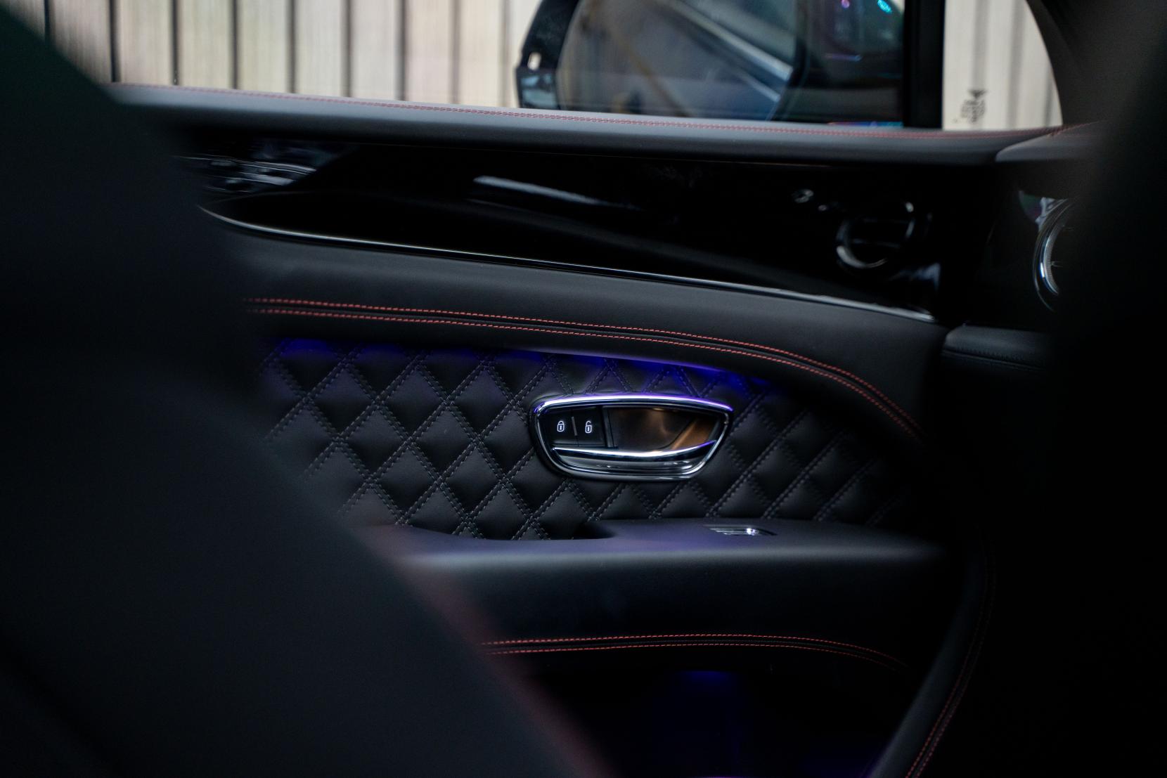 Bentley Bentayga 4.0 V8 SUV 5dr Petrol Auto 4WD Euro 6 (s/s) (550 ps)