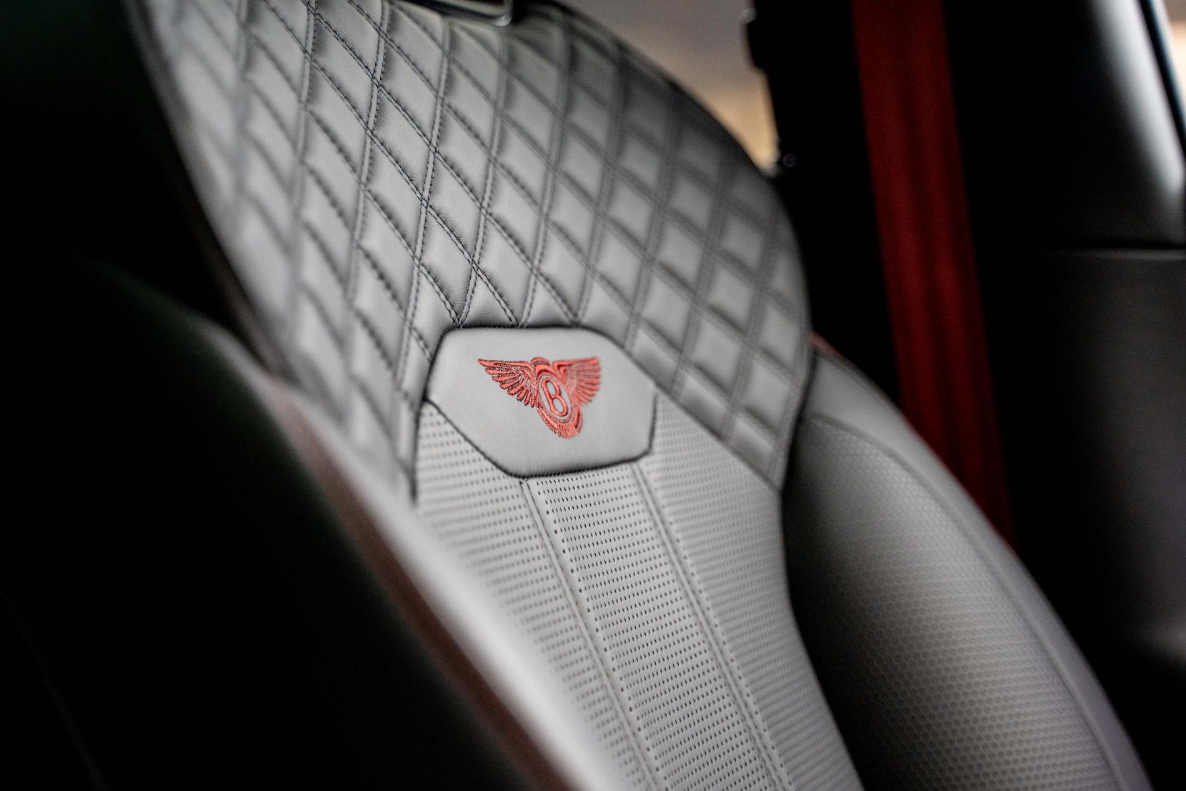 Bentley Bentayga 4.0 V8 SUV 5dr Petrol Auto 4WD Euro 6 (s/s) (550 ps)