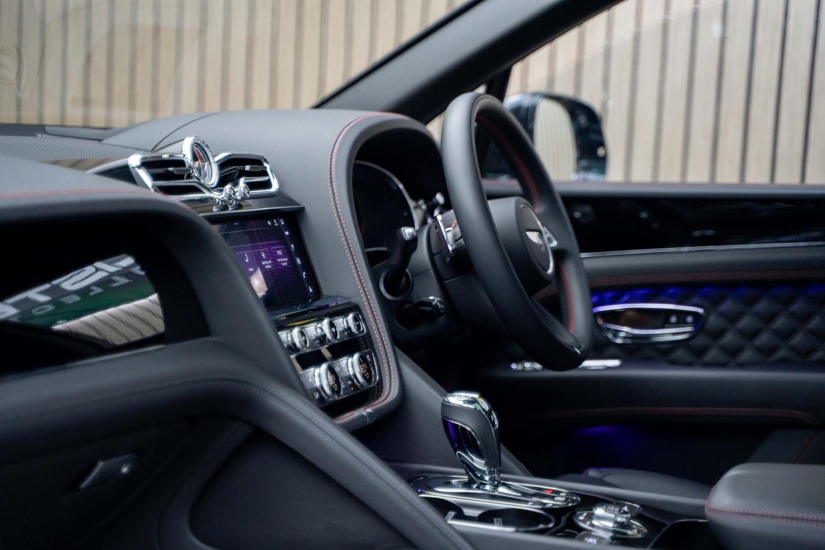 Bentley Bentayga 4.0 V8 SUV 5dr Petrol Auto 4WD Euro 6 (s/s) (550 ps)