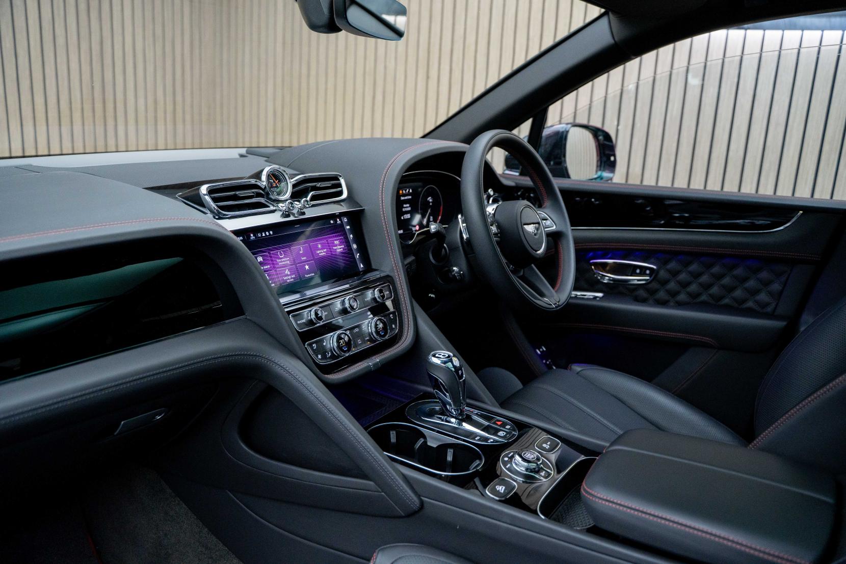 Bentley Bentayga 4.0 V8 SUV 5dr Petrol Auto 4WD Euro 6 (s/s) (550 ps)