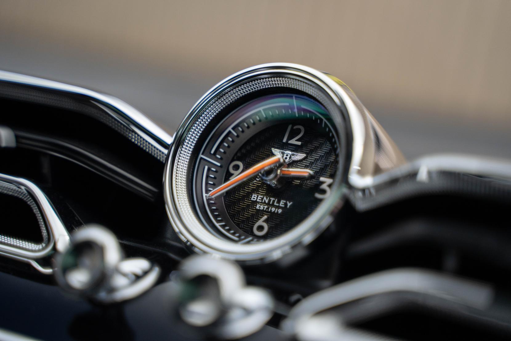 Bentley Bentayga 4.0 V8 SUV 5dr Petrol Auto 4WD Euro 6 (s/s) (550 ps)