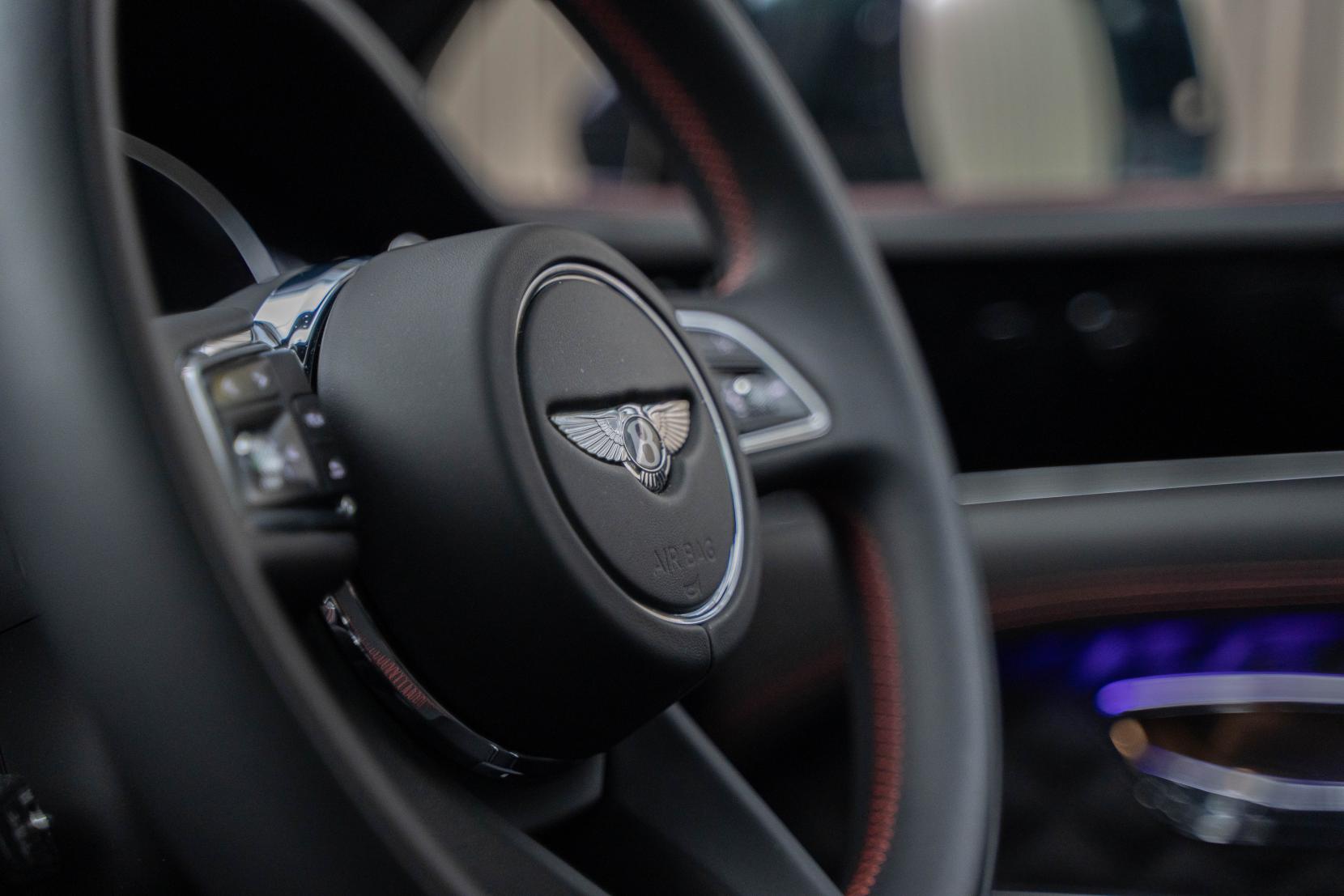 Bentley Bentayga 4.0 V8 SUV 5dr Petrol Auto 4WD Euro 6 (s/s) (550 ps)