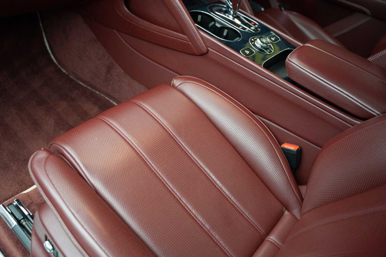 Bentley BENTAYGA 4.0 V8 SUV 5dr Petrol Auto 4WD Euro 6 (s/s) (550 ps) 12 MONTH WARRANTY + FINANCE