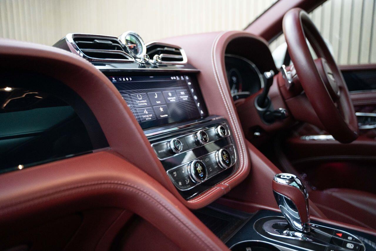 Bentley BENTAYGA 4.0 V8 SUV 5dr Petrol Auto 4WD Euro 6 (s/s) (550 ps) 12 MONTH WARRANTY + FINANCE