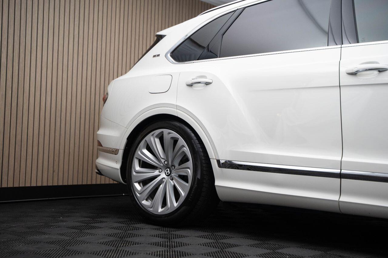 Bentley BENTAYGA 4.0 V8 SUV 5dr Petrol Auto 4WD Euro 6 (s/s) (550 ps) 12 MONTH WARRANTY + FINANCE