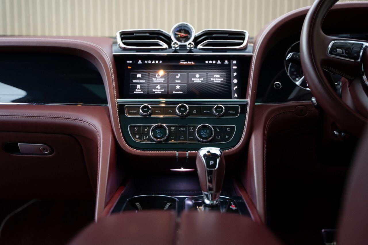 Bentley BENTAYGA 4.0 V8 SUV 5dr Petrol Auto 4WD Euro 6 (s/s) (550 ps) 12 MONTH WARRANTY + FINANCE