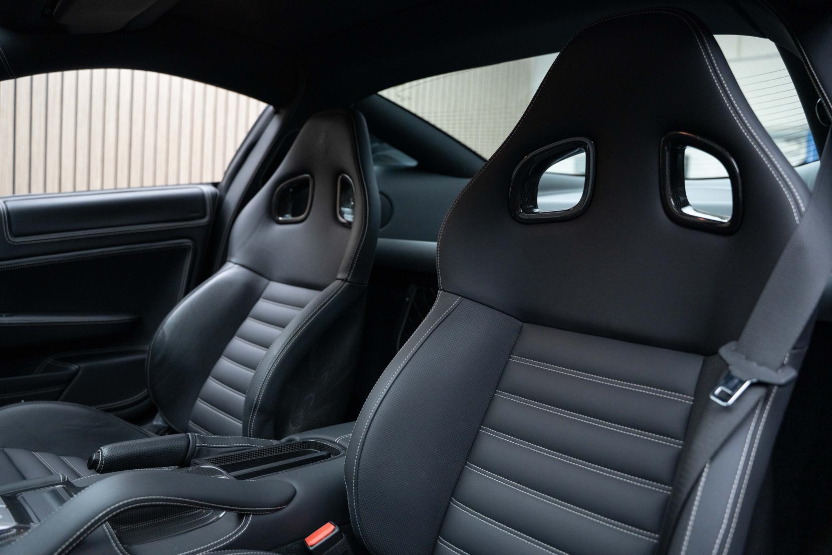 Ferrari 599 6.0 V12 GTB Fiorano Coupe 2dr Petrol F1 Euro 4 (612 bhp)