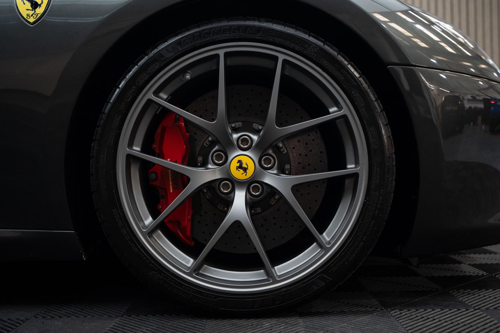 Ferrari 599 6.0 V12 GTB Fiorano Coupe 2dr Petrol F1 Euro 4 (612 bhp)