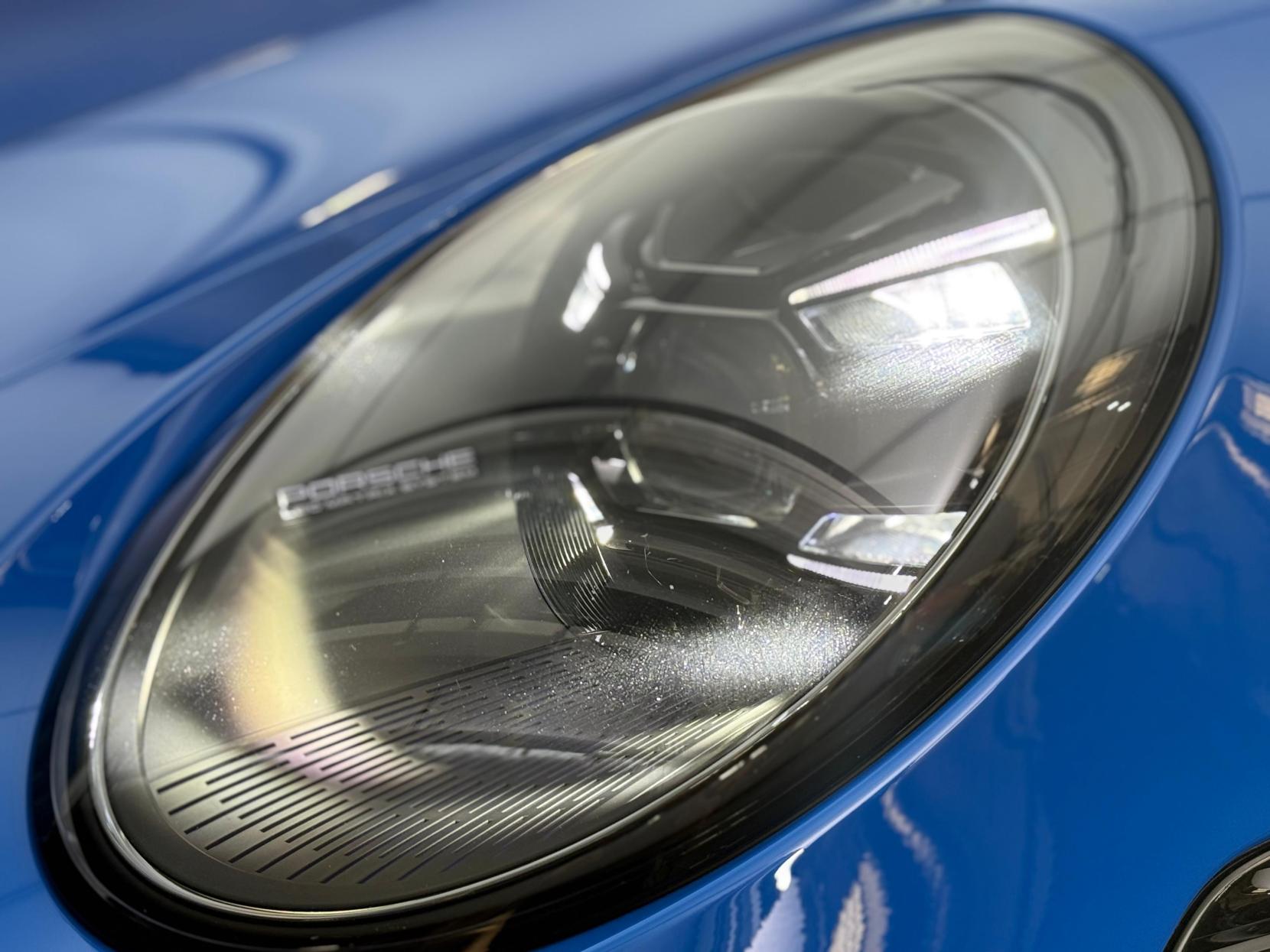 Porsche 911 3.0T 992 Carrera Coupe 2dr Petrol PDK Euro 6 (s/s) (385 ps)