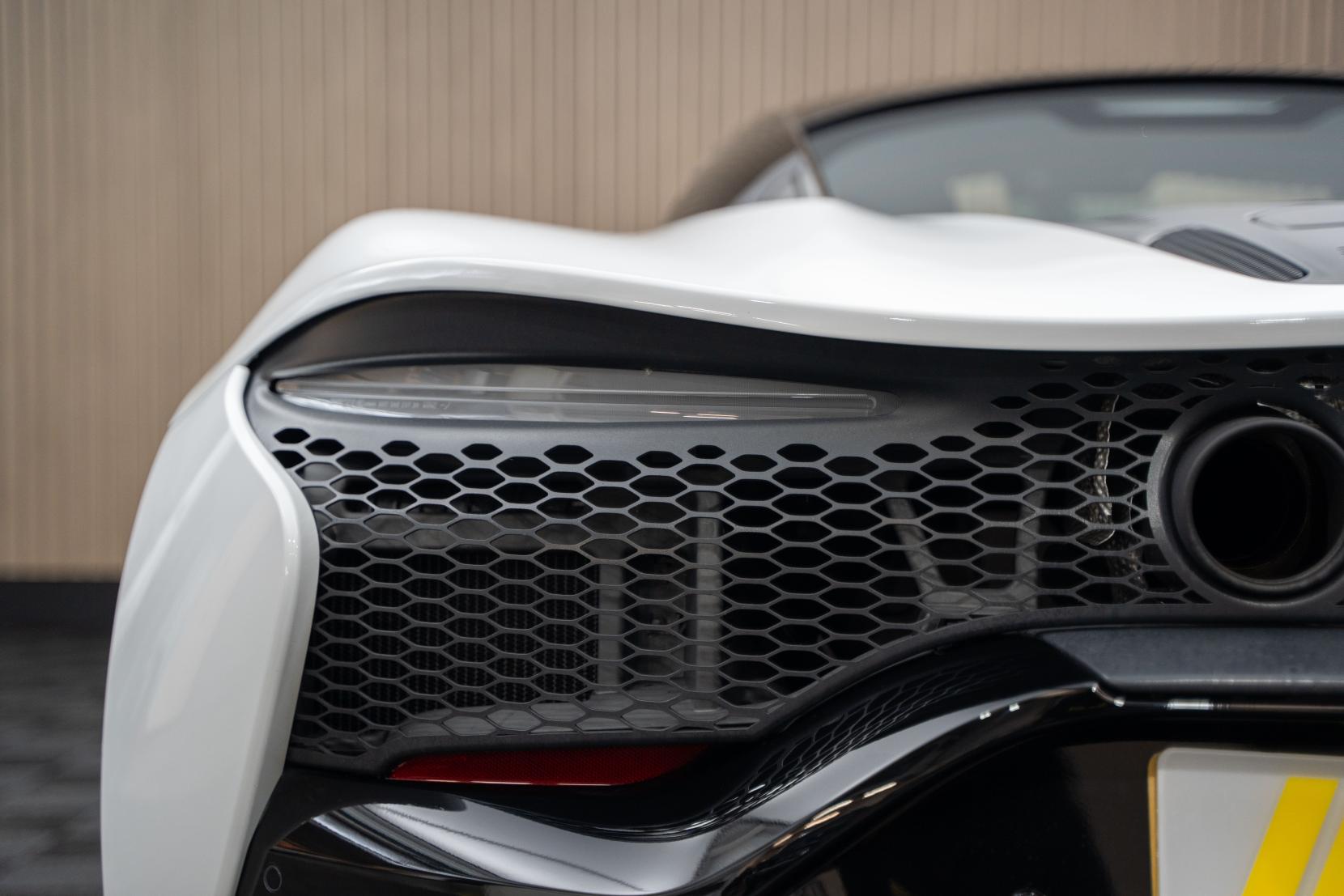 MCLAREN ARTURA 3.0T V6 7.4kWh Coupe 2dr Petrol Plug-in Hybrid SSG Euro 6 (s/s) (680 ps) LOW RATE FINANCE +12 MONTH WARRANTY