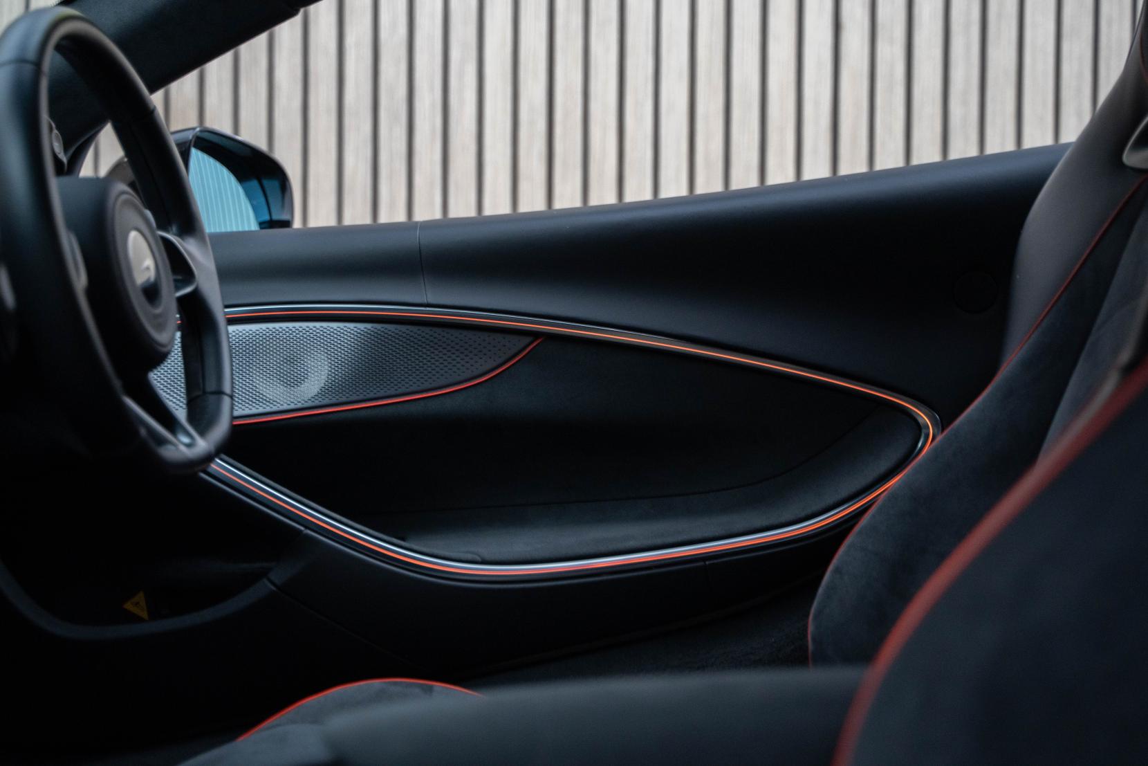 MCLAREN ARTURA 3.0T V6 7.4kWh Coupe 2dr Petrol Plug-in Hybrid SSG Euro 6 (s/s) (680 ps) LOW RATE FINANCE +12 MONTH WARRANTY