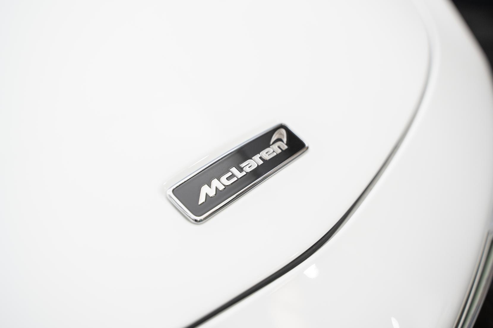 MCLAREN ARTURA 3.0T V6 7.4kWh Coupe 2dr Petrol Plug-in Hybrid SSG Euro 6 (s/s) (680 ps) LOW RATE FINANCE +12 MONTH WARRANTY