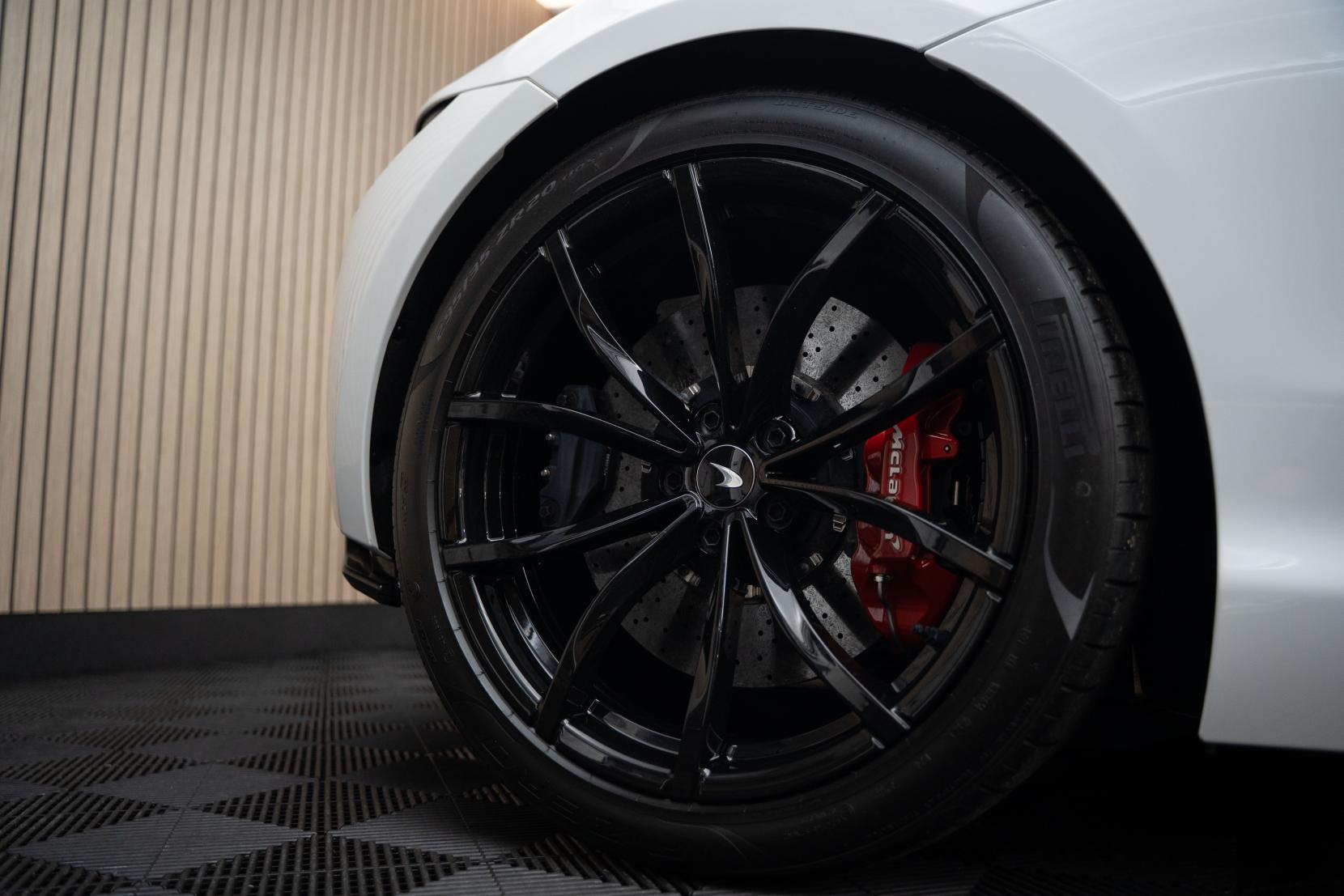 MCLAREN ARTURA 3.0T V6 7.4kWh Coupe 2dr Petrol Plug-in Hybrid SSG Euro 6 (s/s) (680 ps) LOW RATE FINANCE +12 MONTH WARRANTY