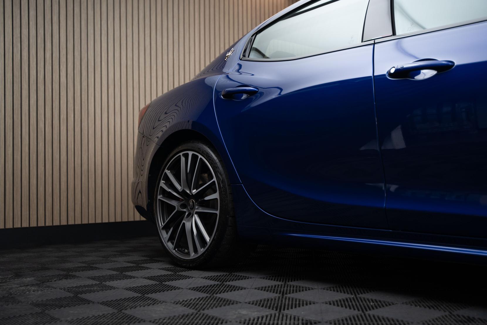 Maserati Ghibli 3.8 V8 Trofeo Saloon 4dr Petrol ZF Euro 6 (s/s) (580 ps)