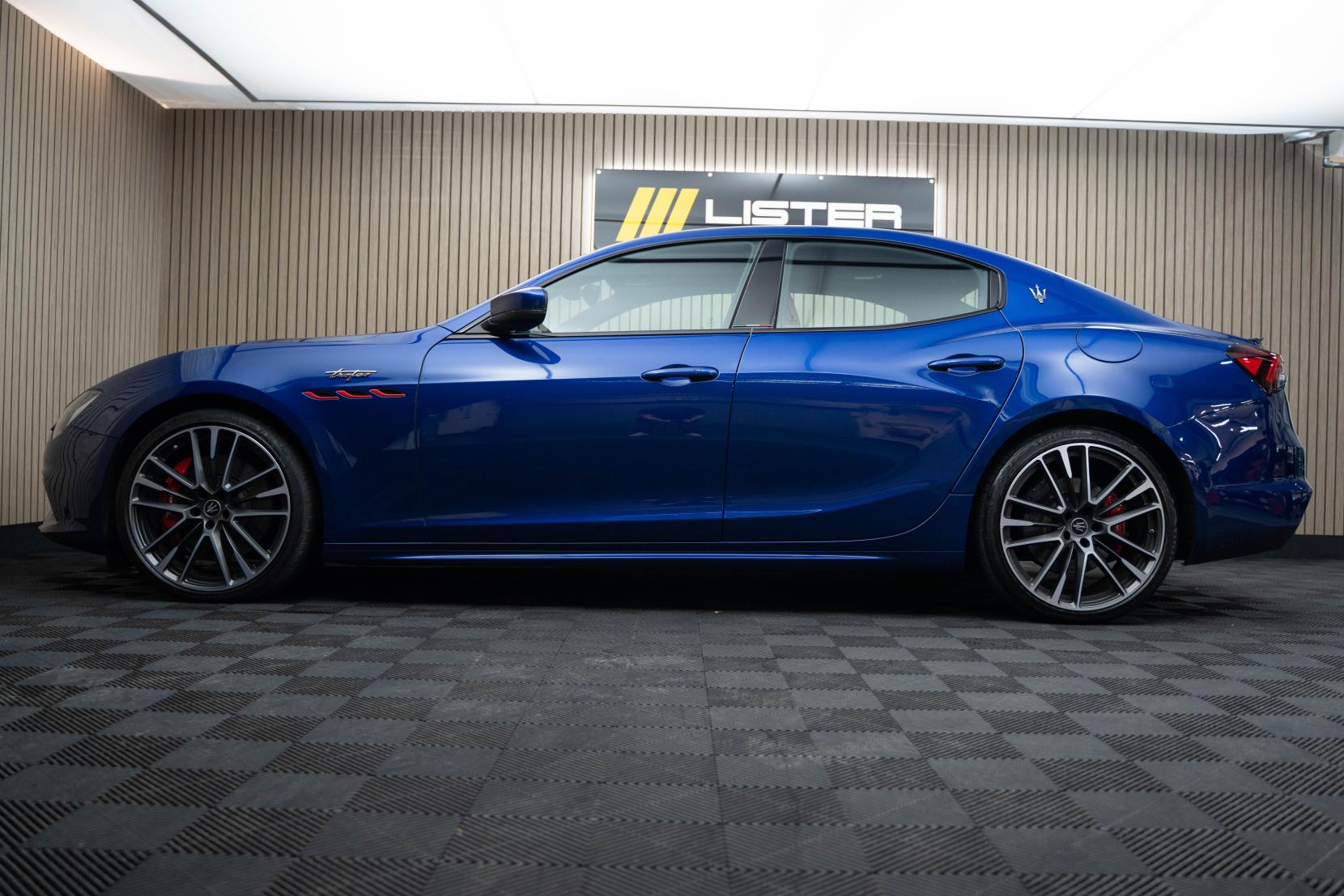 Maserati Ghibli 3.8 V8 Trofeo Saloon 4dr Petrol ZF Euro 6 (s/s) (580 ps)