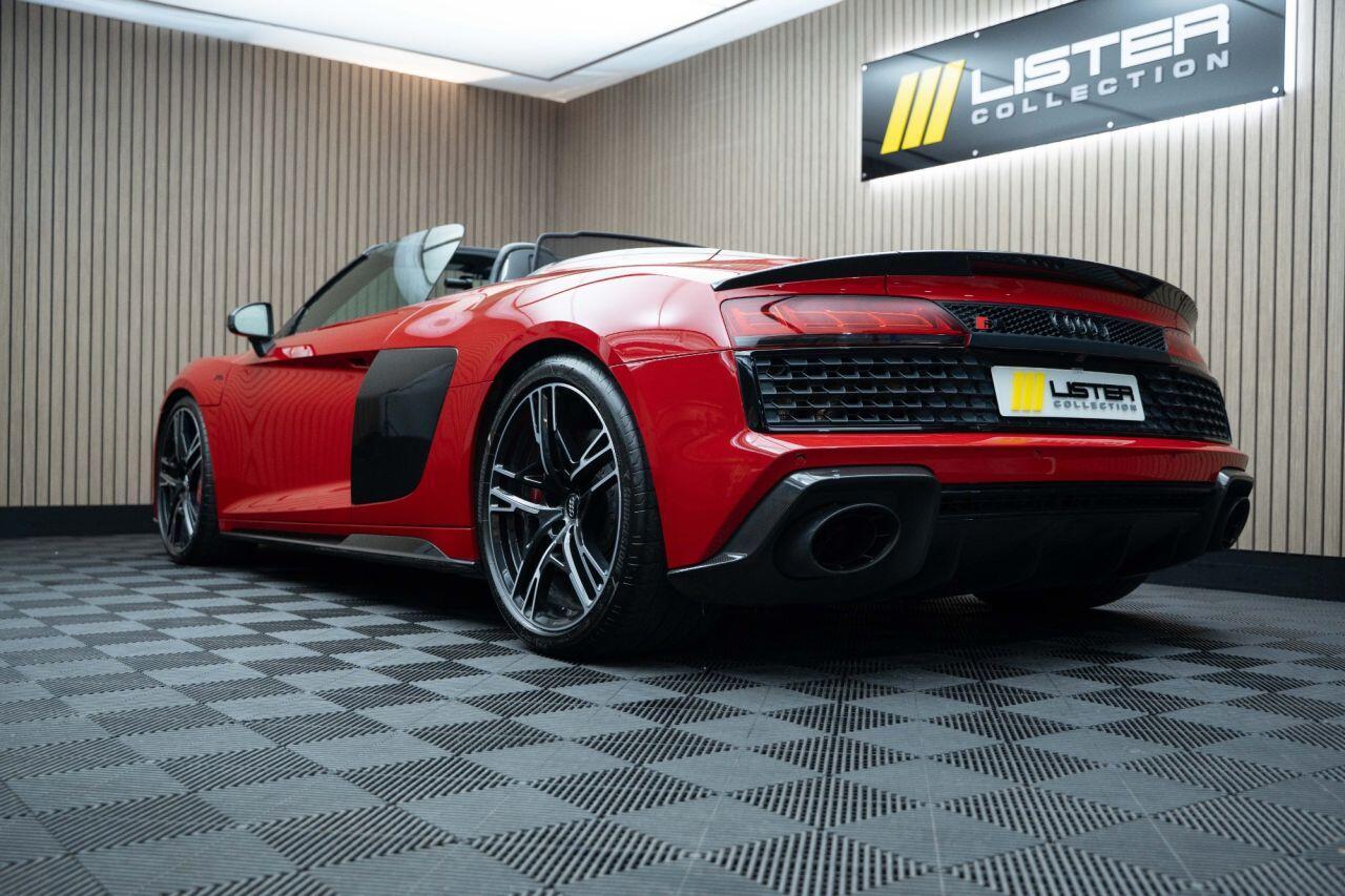 Audi R8 5.2 FSI V10 Performance Carbon Black Spyder 2dr Petrol S Tronic quattro Euro 6 (s/s) (620 ps) LOW RATE FINANCE +12 MONTH WARRANTY
