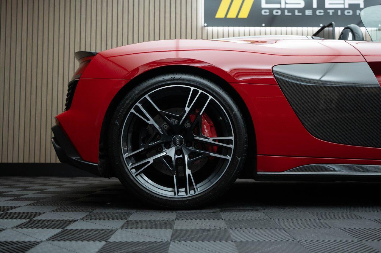 Audi R8 5.2 FSI V10 Performance Carbon Black Spyder 2dr Petrol S Tronic quattro Euro 6 (s/s) (620 ps) LOW RATE FINANCE +12 MONTH WARRANTY