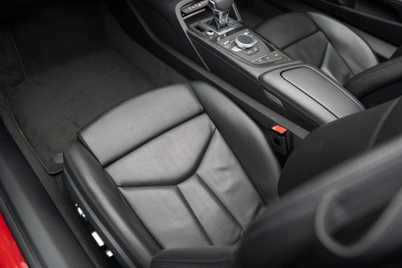 Audi R8 5.2 FSI V10 Performance Carbon Black Spyder 2dr Petrol S Tronic quattro Euro 6 (s/s) (620 ps) LOW RATE FINANCE +12 MONTH WARRANTY