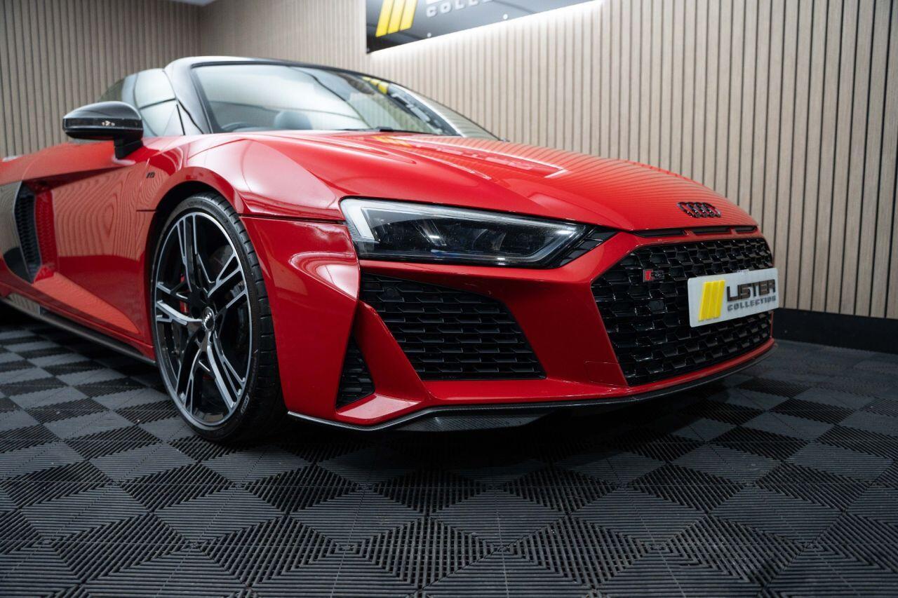 Audi R8 5.2 FSI V10 Performance Carbon Black Spyder 2dr Petrol S Tronic quattro Euro 6 (s/s) (620 ps) LOW RATE FINANCE +12 MONTH WARRANTY