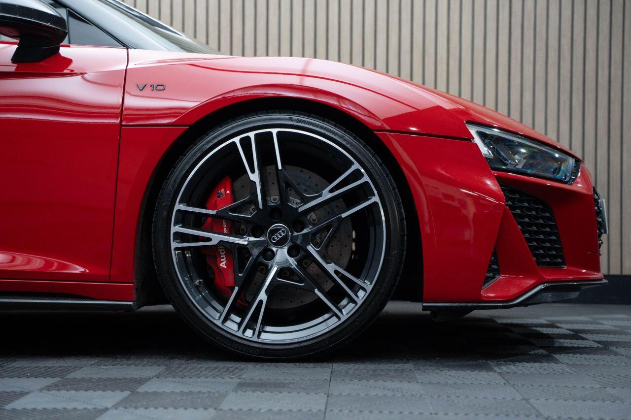 Audi R8 5.2 FSI V10 Performance Carbon Black Spyder 2dr Petrol S Tronic quattro Euro 6 (s/s) (620 ps) LOW RATE FINANCE +12 MONTH WARRANTY