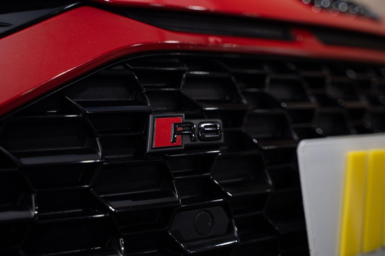 Audi R8 5.2 FSI V10 Performance Carbon Black Spyder 2dr Petrol S Tronic quattro Euro 6 (s/s) (620 ps) LOW RATE FINANCE +12 MONTH WARRANTY