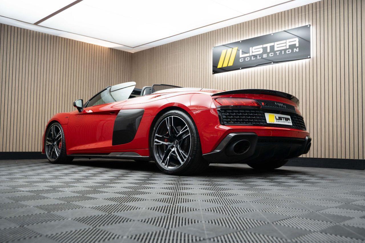 Audi R8 5.2 FSI V10 Performance Carbon Black Spyder 2dr Petrol S Tronic quattro Euro 6 (s/s) (620 ps) LOW RATE FINANCE +12 MONTH WARRANTY