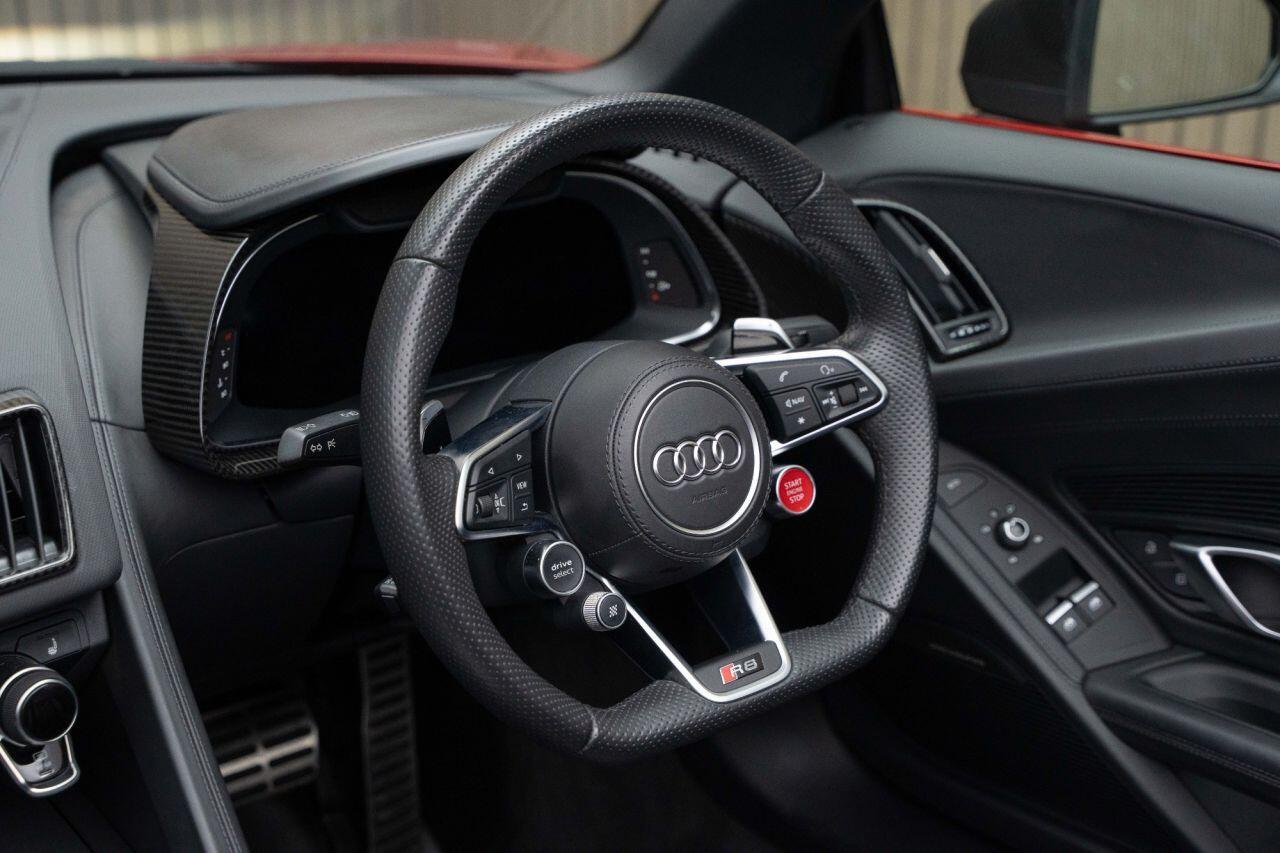 Audi R8 5.2 FSI V10 Performance Carbon Black Spyder 2dr Petrol S Tronic quattro Euro 6 (s/s) (620 ps) LOW RATE FINANCE +12 MONTH WARRANTY