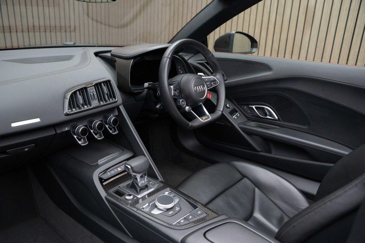 Audi R8 5.2 FSI V10 Performance Carbon Black Spyder 2dr Petrol S Tronic quattro Euro 6 (s/s) (620 ps) LOW RATE FINANCE +12 MONTH WARRANTY