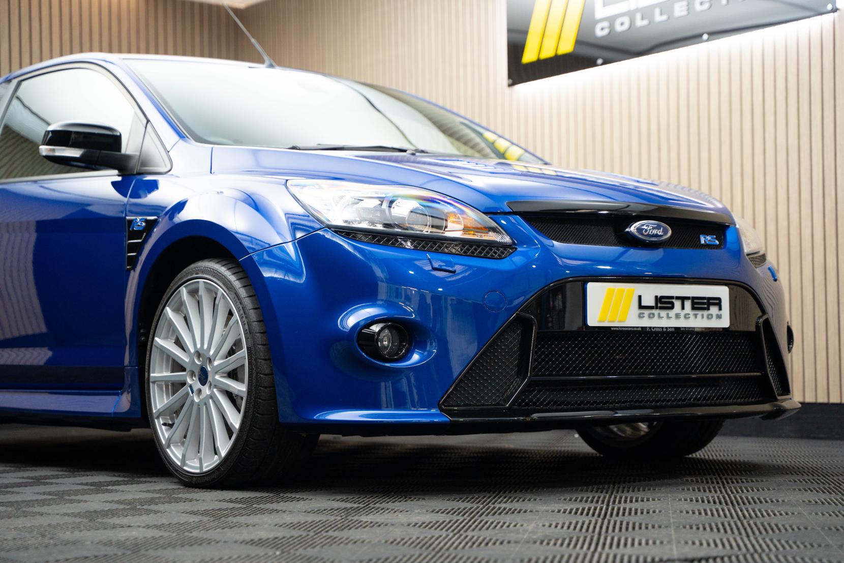 Ford Focus 2.5 RS Hatchback 3dr Petrol Manual (225 g/km, 301 bhp)