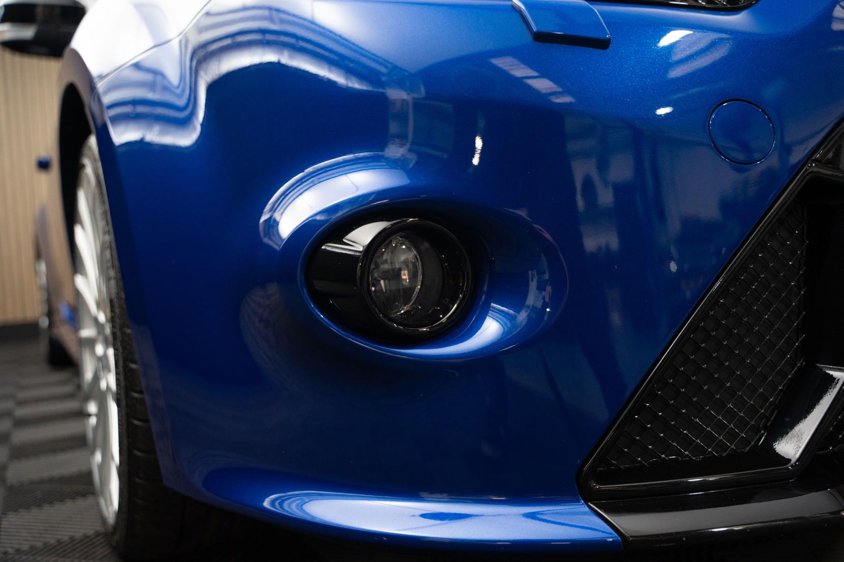 Ford Focus 2.5 RS Hatchback 3dr Petrol Manual (225 g/km, 301 bhp)