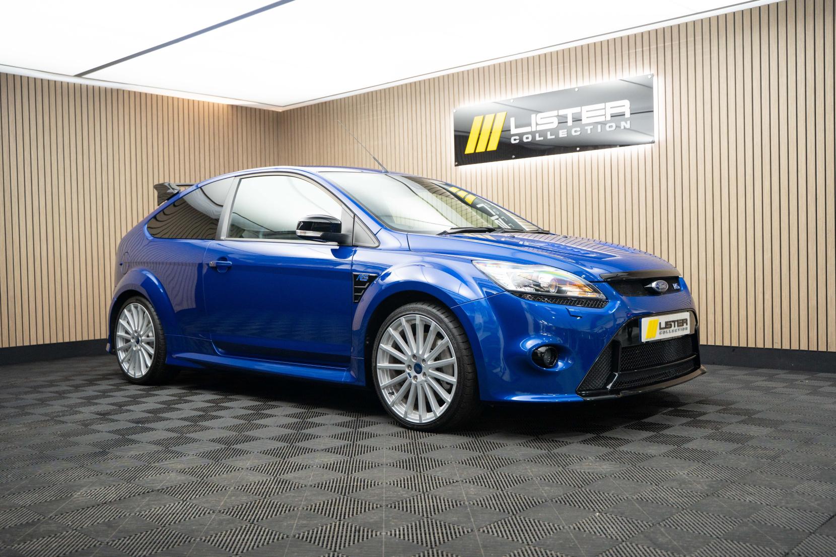 Ford Focus 2.5 RS Hatchback 3dr Petrol Manual (225 g/km, 301 bhp)