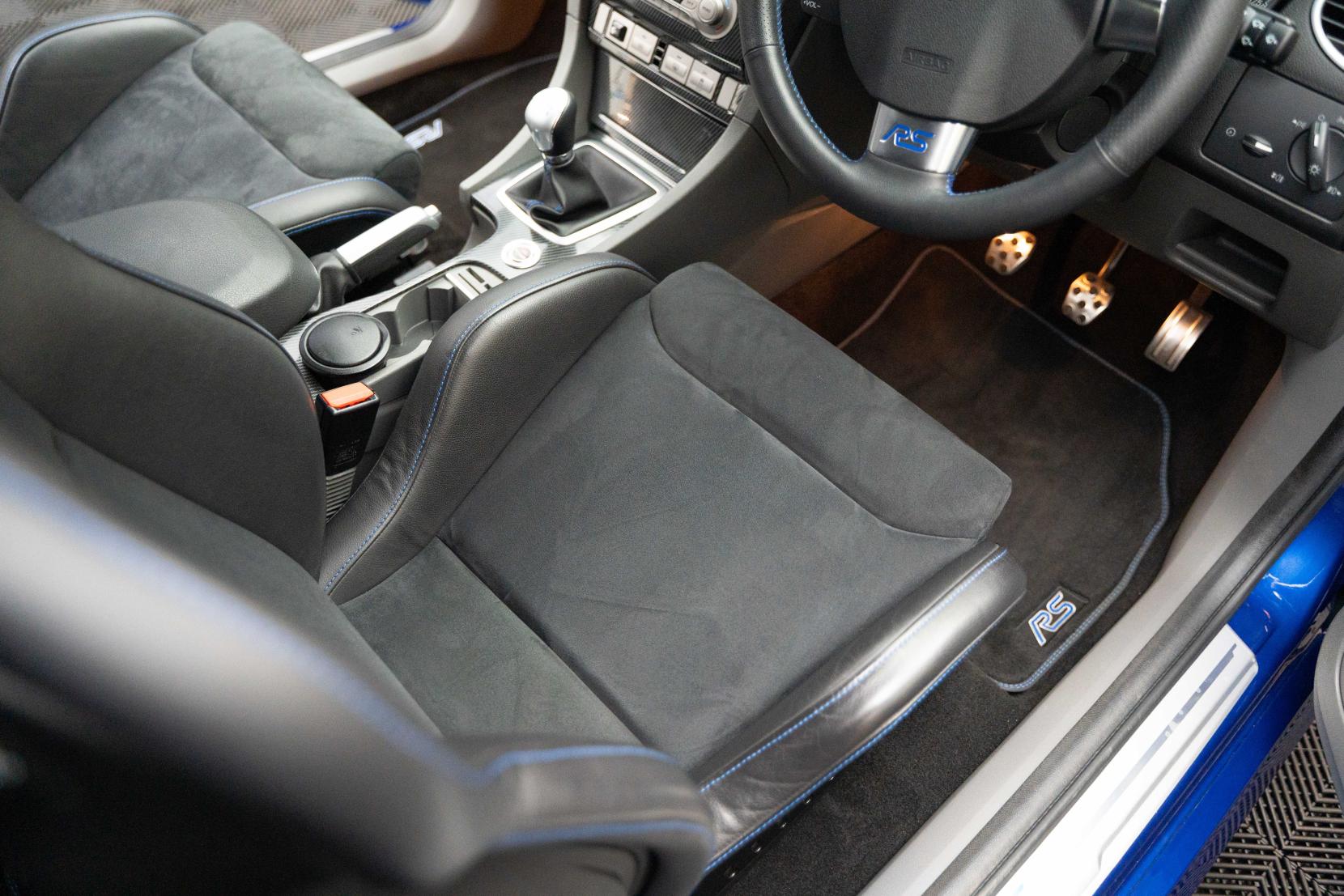 Ford Focus 2.5 RS Hatchback 3dr Petrol Manual (225 g/km, 301 bhp)